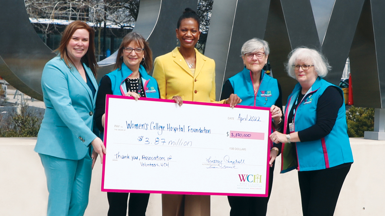 Sara Byrnell, VP, Philanthropy & Partnerships, WCHF (left) and Jennifer Bernard, President & CEO, WCHF (middle) with Association of Volunteers executives Anne McGuire, Lindsay Campbell and Susan Garnet.